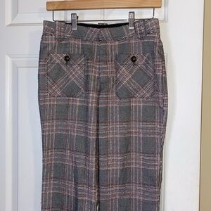 Free people women’s flared leg plaid pants. Size 0.